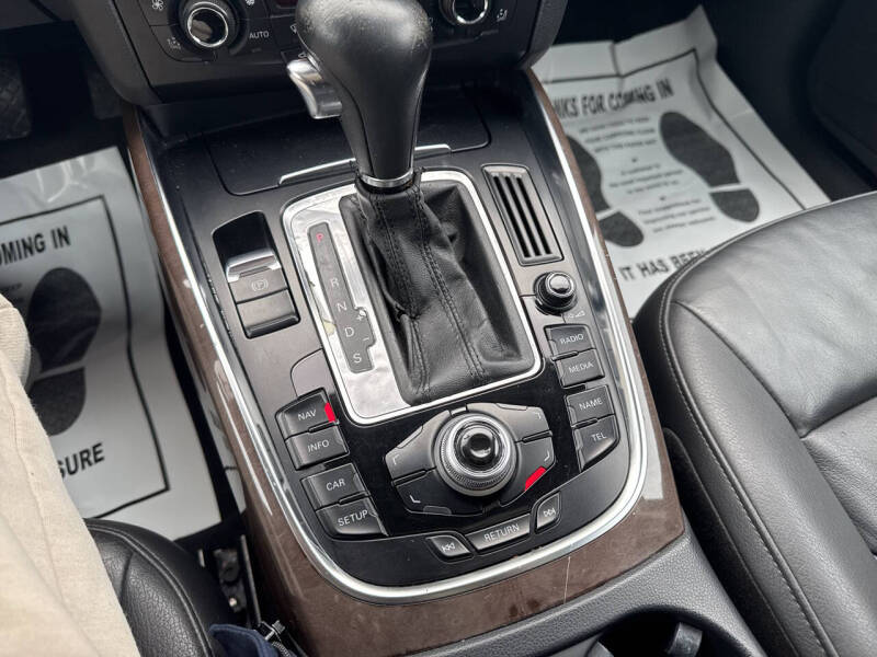 2011 Audi Q5 2.0T quattro Premium Plus