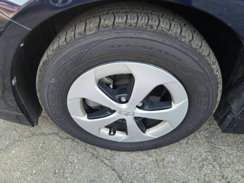 2013 Toyota Prius Three