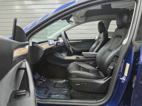 2025 Tesla Model Y Long Range