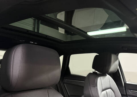 2020 Audi Q3 quattro Premium 45 TFSI