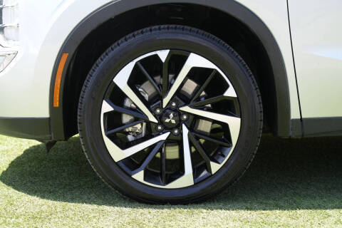 2024 Mitsubishi Outlander