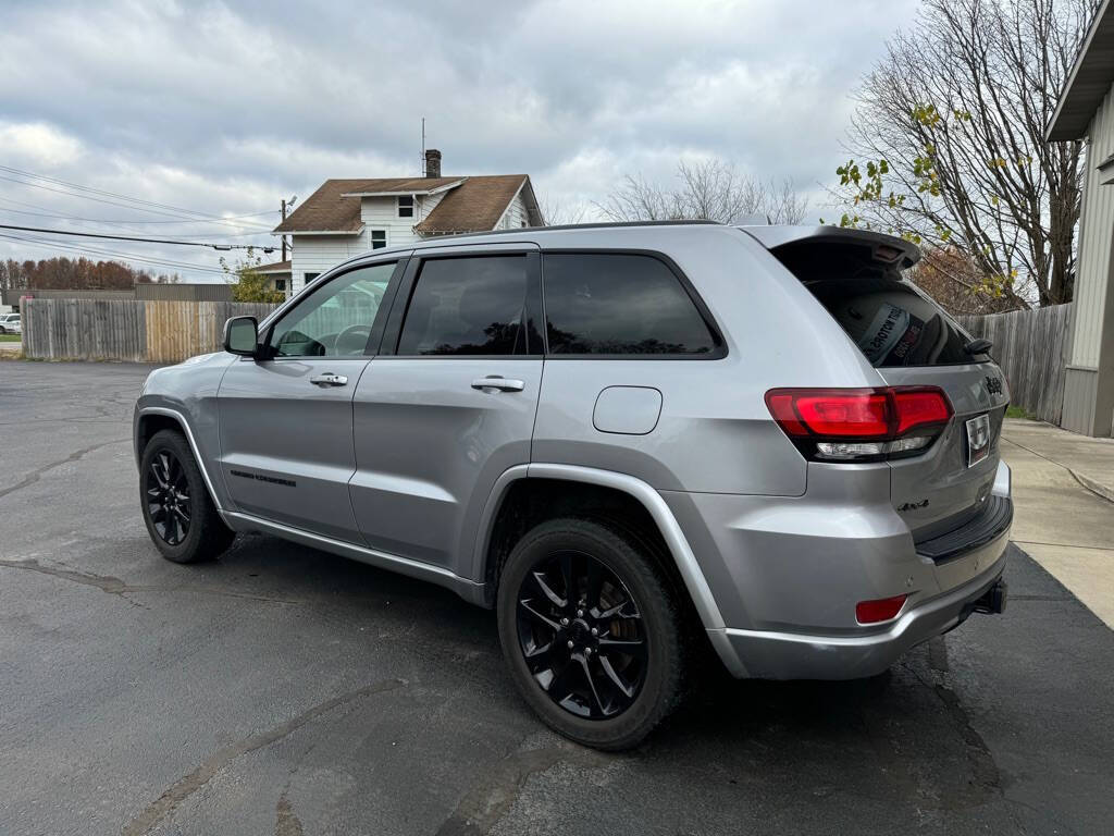 2017 Jeep Grand Cherokee for sale at Legit Motors in Elkhart, IN