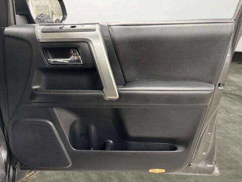 2014 Toyota 4Runner SR5