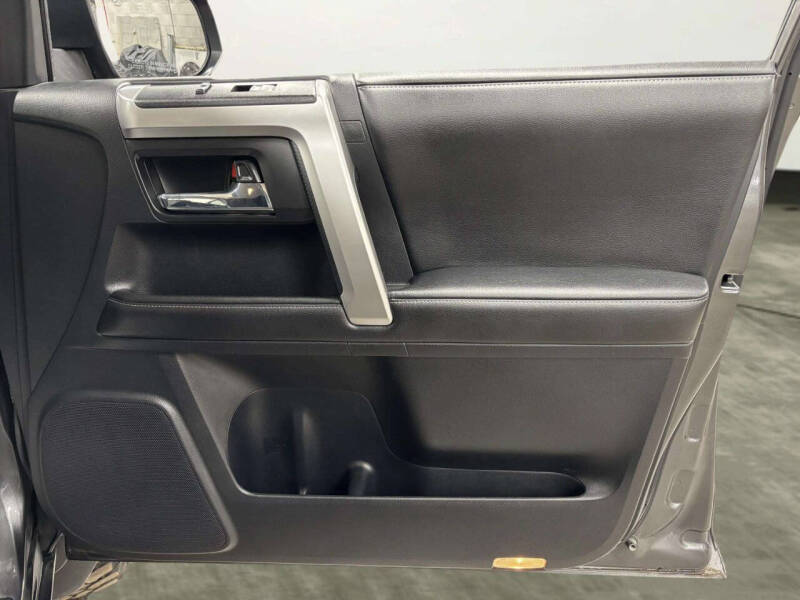 2014 Toyota 4Runner SR5