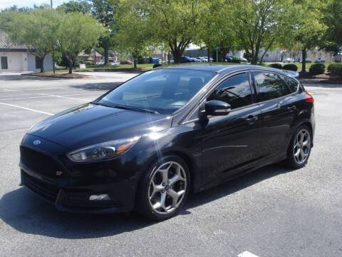 2015 Ford Focus for sale at Uniworld Auto Sales LLC. in Greensboro NC
