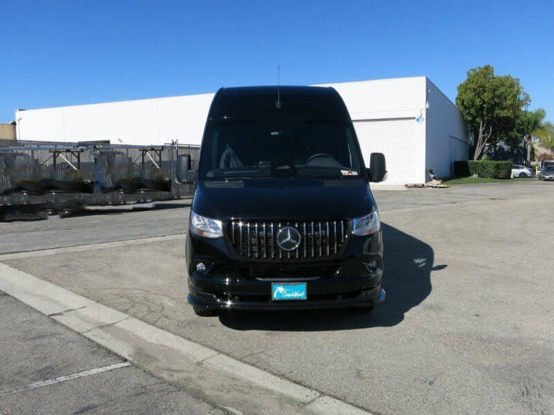 2025 Mercedes-Benz Sprinter Shuttle