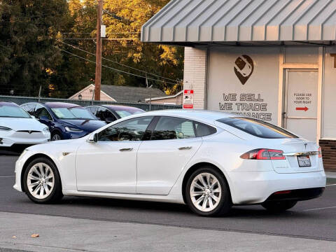 2016 Tesla Model S
