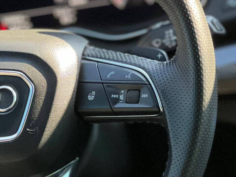 2023 Audi SQ5 3.0T quattro Premium Plus