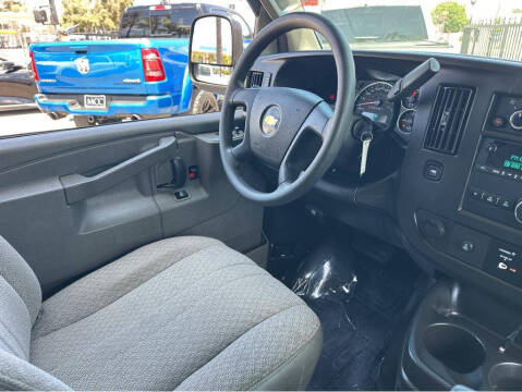2021 Chevrolet Express 2500