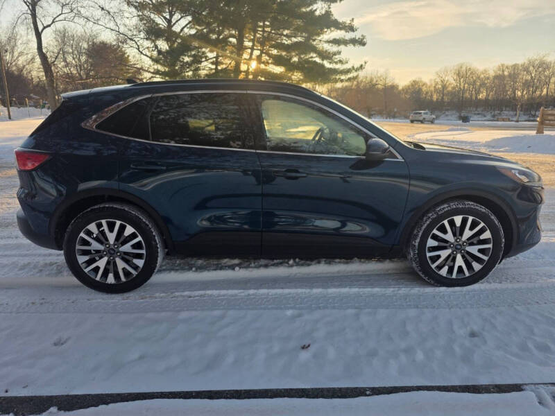 2020 Ford Escape Titanium