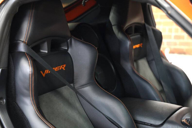 2006 Dodge Viper SRT-10