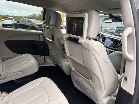 2019 Chrysler Pacifica Touring L Plus