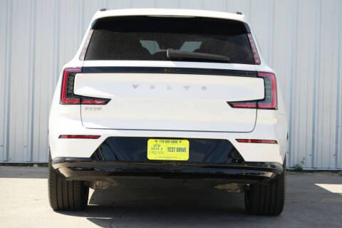 2025 Volvo EX90 Twin Performance Plus 7P