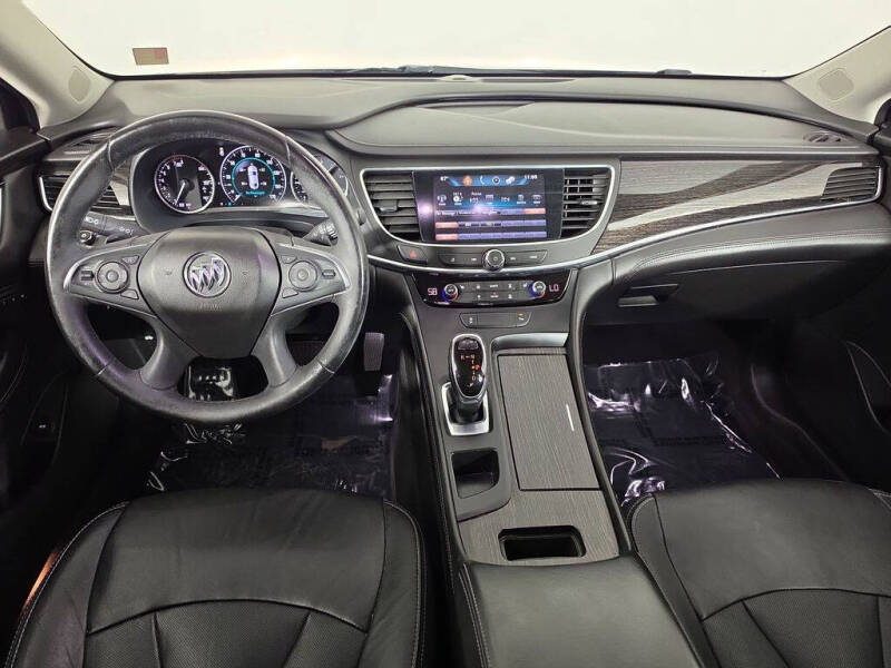 2017 Buick LaCrosse Essence