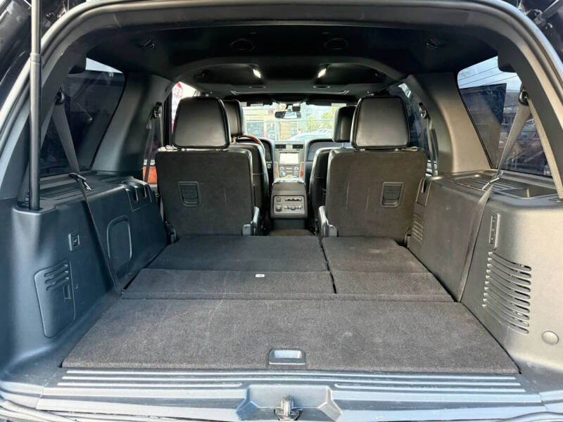 2016 Lincoln Navigator Select