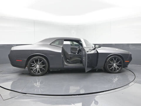 2017 Dodge Challenger SXT