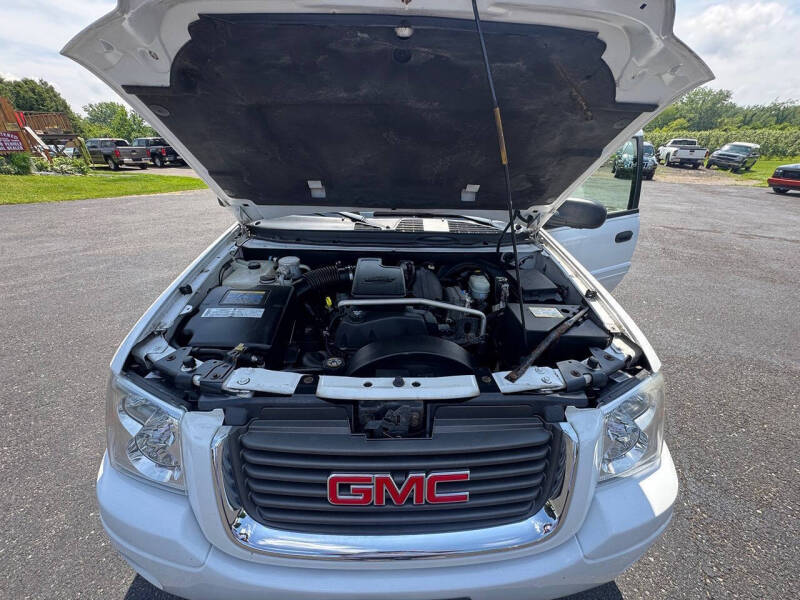 2004 GMC Envoy SLE