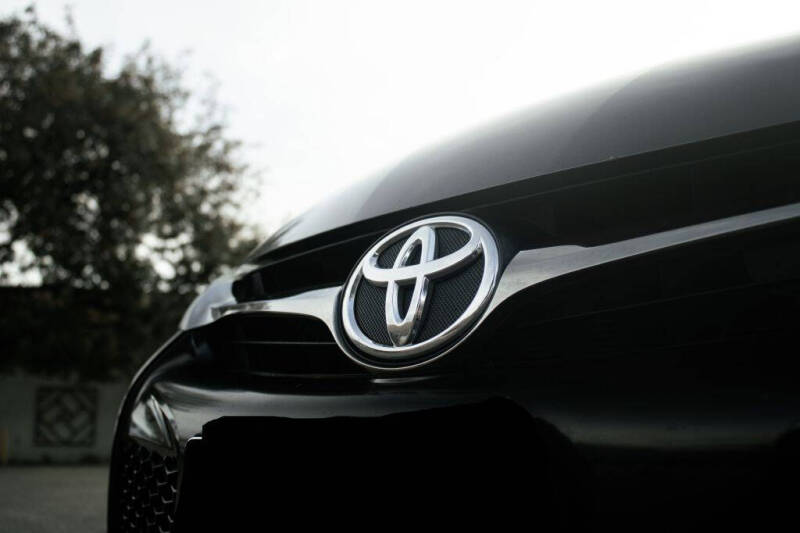 2015 Toyota Camry LE