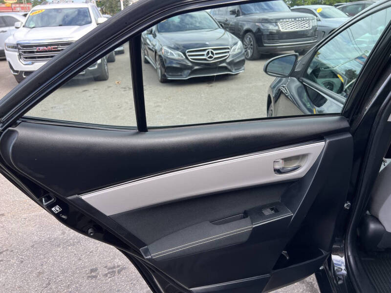 2018 Toyota Corolla LE