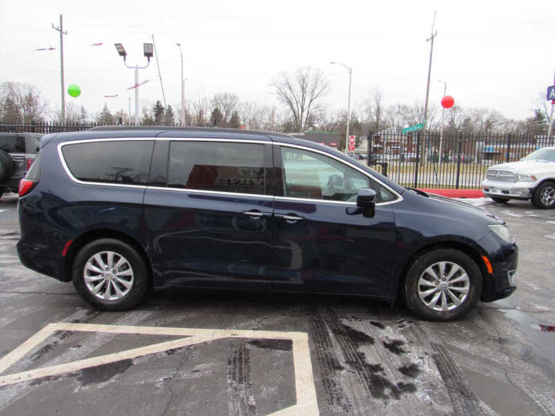 2017 Chrysler Pacifica