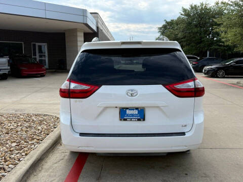 2019 Toyota Sienna