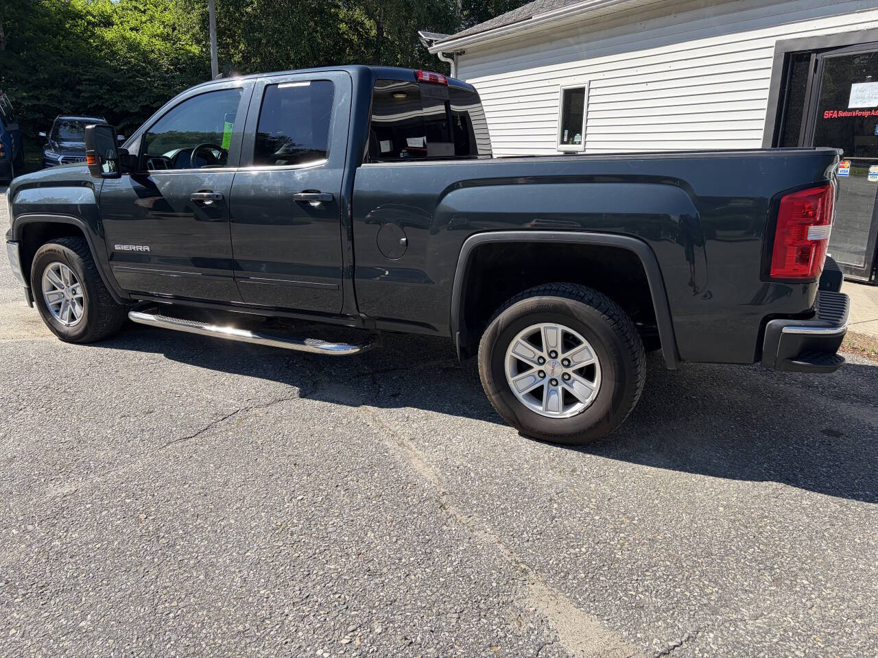 Gray 2018 GMC Sierra 1500 SLE 4x4 SLE 4dr Double Cab 6.5 ft. SB 2