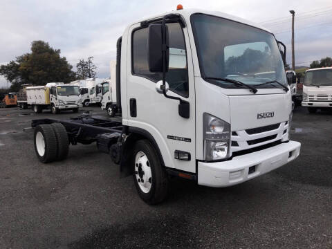 2017 Isuzu NPR-HD