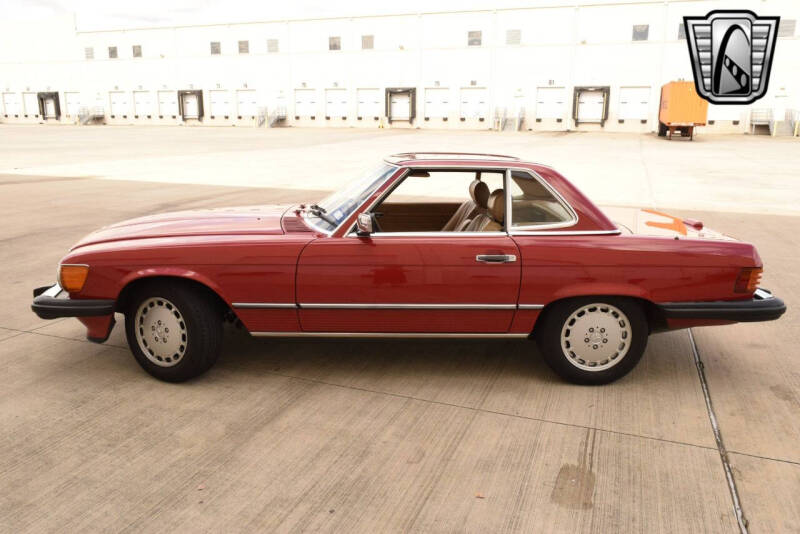 1988 Mercedes-Benz 560-Class 560 SL