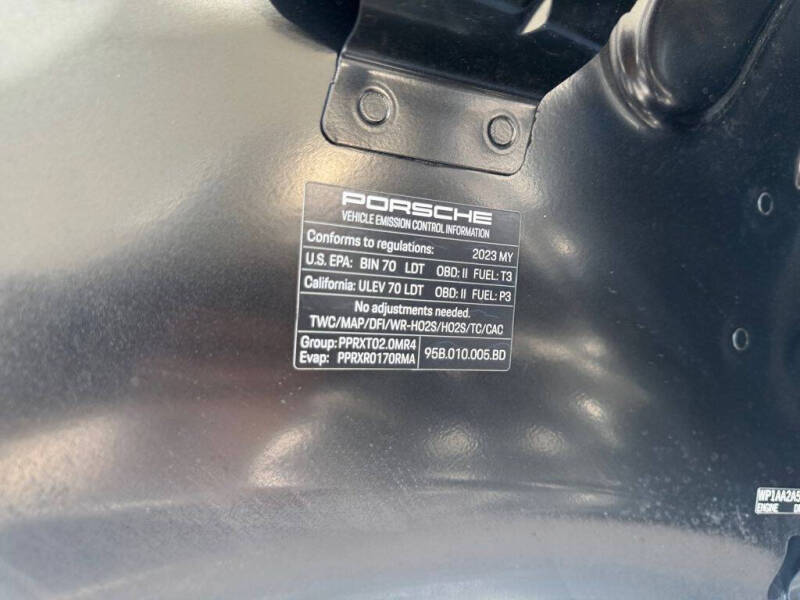 2023 Porsche Macan T