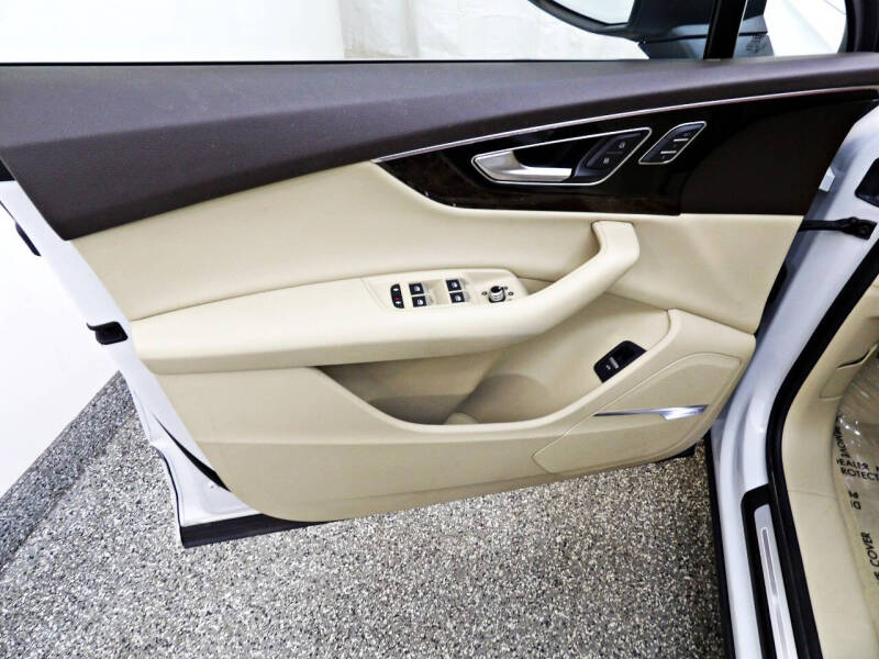 2019 Audi Q7 quattro Prestige 55 TFSI