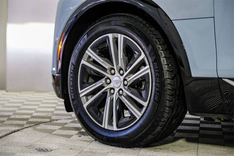 2024 Cadillac LYRIQ Luxury 1