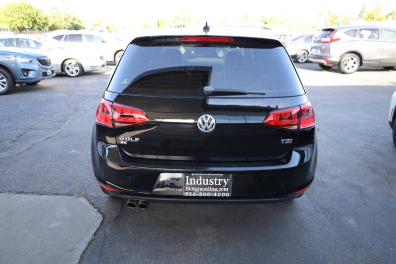 2016 Volkswagen Golf TSI SE