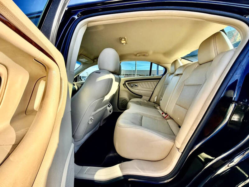 2014 Ford Taurus Limited