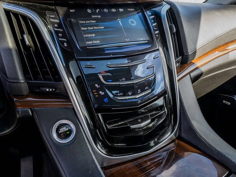 2019 Cadillac Escalade Luxury