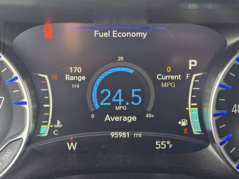 2017 Chrysler Pacifica Touring-L Plus