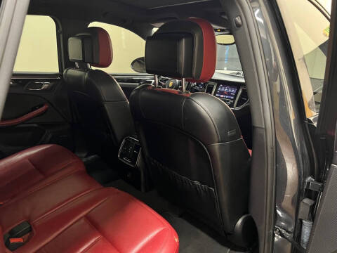 2018 Porsche Macan S