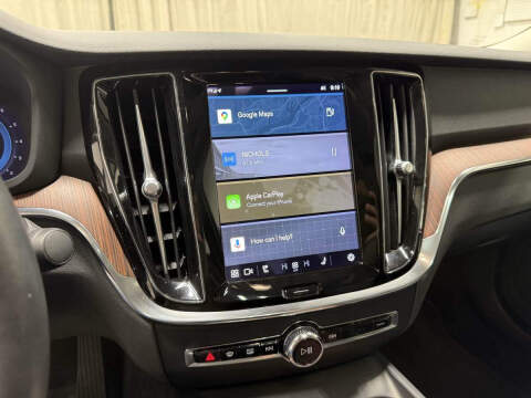 2024 Volvo S60 B5 Plus Dark Theme