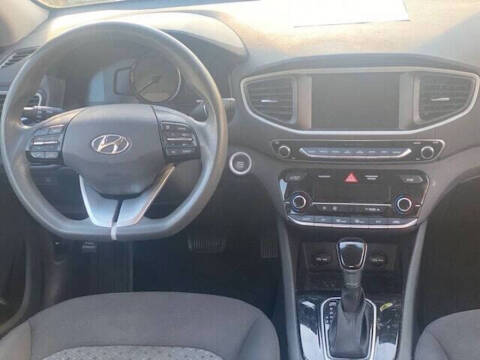 2019 Hyundai Ioniq Hybrid Blue