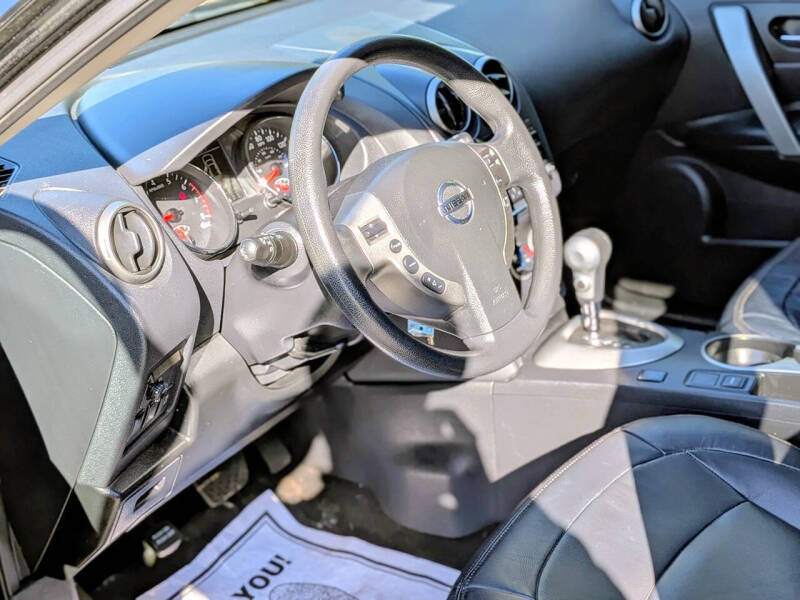 2012 Nissan Rogue SV w/SL Package