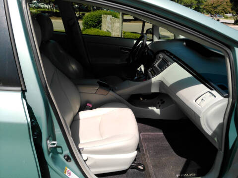 2013 Toyota Prius Three