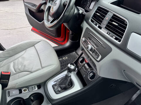 2017 Audi Q3 2.0T Premium