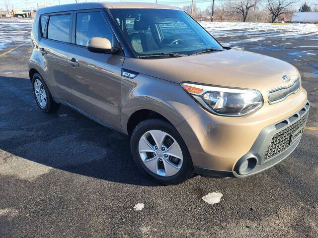 2015 Kia Soul for sale at Sara Auto Mall, LLC in Cleveland, OH