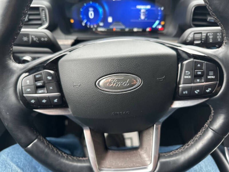 2022 Ford Explorer Platinum