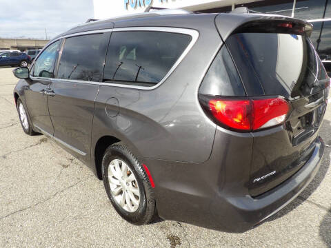 2018 Chrysler Pacifica Touring L