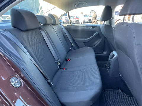 2016 Volkswagen Jetta