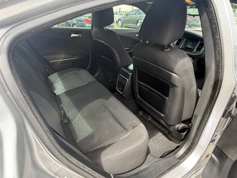 2015 Dodge Charger SE