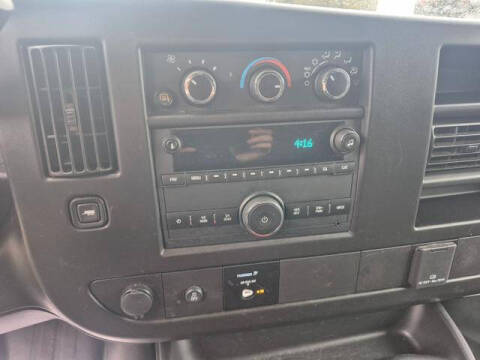 2023 Chevrolet Express 2500