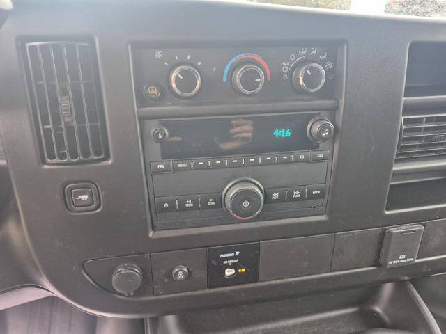 2023 Chevrolet Express 2500