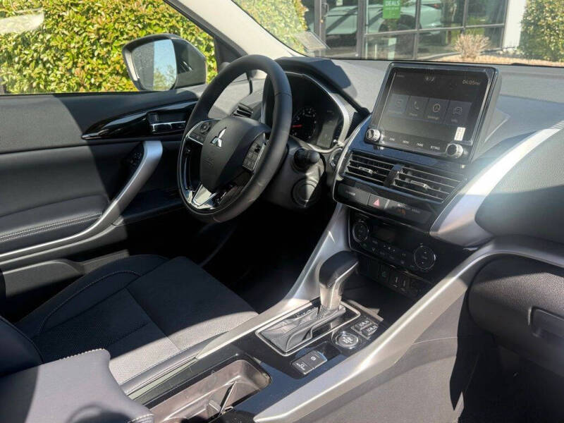 2026 Mitsubishi Eclipse Cross SE