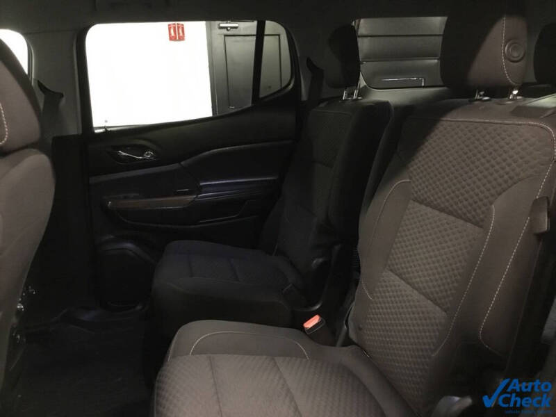 2018 GMC Acadia SLE-2